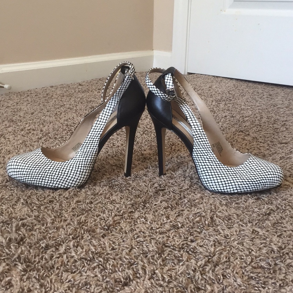 I.N.C Black/ White Heels